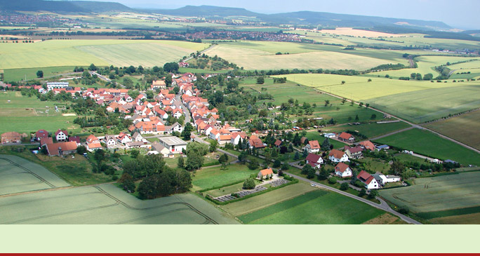 Hausen - Luftbild auf Hausen und einen Teil des "Eichsfelder Kessels"